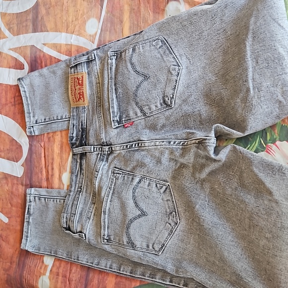 S Levi's skinny jeans - Picture 5 of 6